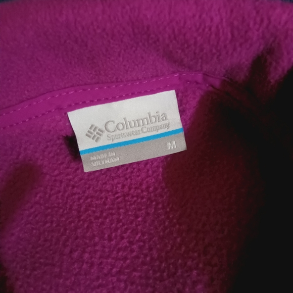 Purple 💜 Columbia fleece size med. Womans - Picture 2 of 3